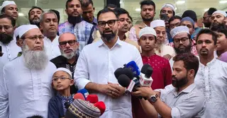 পাঁচ ওয়াক্ত নামাজ আদায়কারী কিশোরদের সাইকেল উপহার ক্রীড়া প্রতিমন্ত্রীর